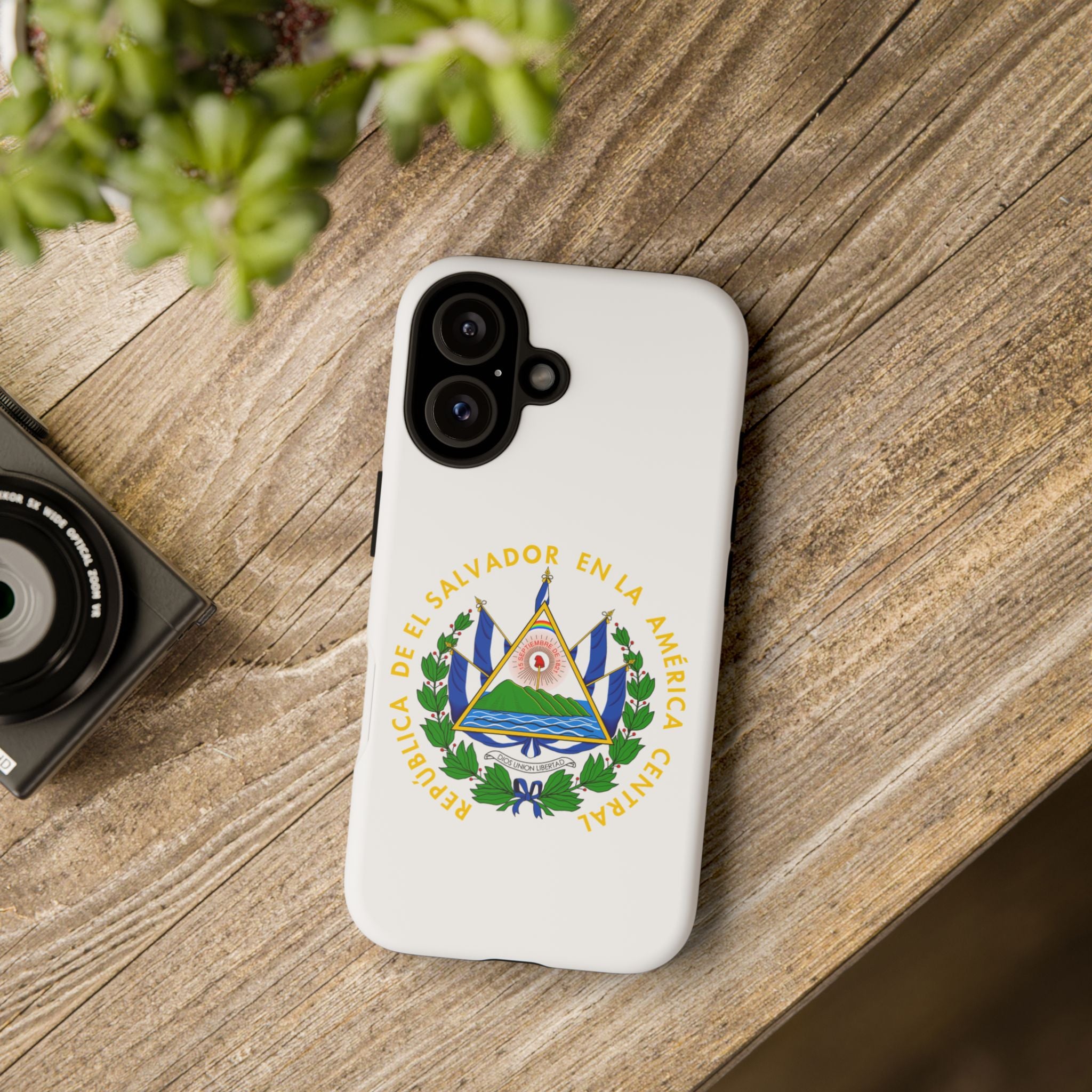 Funda Rigída Protectora para Teléfono iPhone 16 El Salvador Escudo Nacional de El Salvador