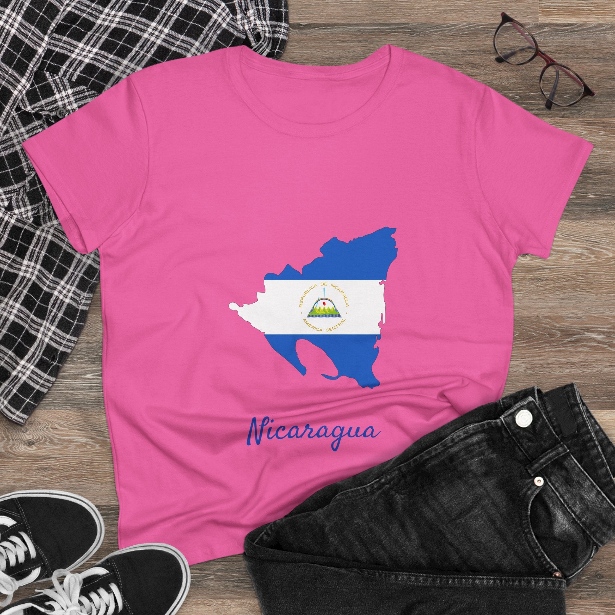 ALGÓDON DE MEDIO GROSOR Camiseta de Mujeres Nicaragua Diseño Nicaragua